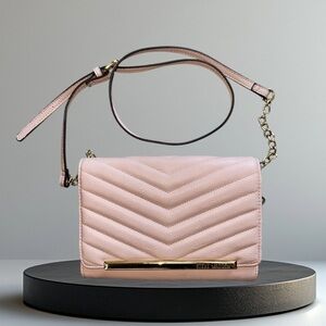 Steve Madden Quilted Crossbody Blush Pink Gold Tone Chain 9x6x2